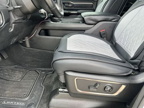 Used 2021 RAM 1500 Limited w/ Body Color Bumper Group AWD/4WD image 13