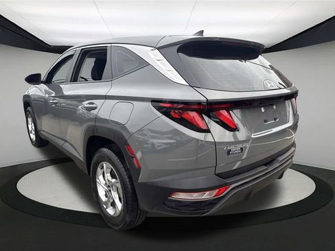 Certified 2024 Hyundai Tucson SE image 11