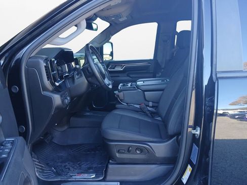 Used 2025 Chevrolet Silverado 2500 LT w/ All Star Edition image 18