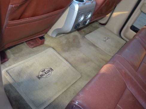 Used 2014 Ford F150 King Ranch w/ King Ranch Luxury Package image 22