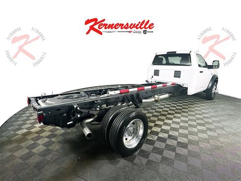 New 2026 RAM 5500 Tradesman w/ Chrome Appearance Group image 7