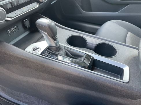 Used 2025 Nissan Altima 2.5 SV image 37