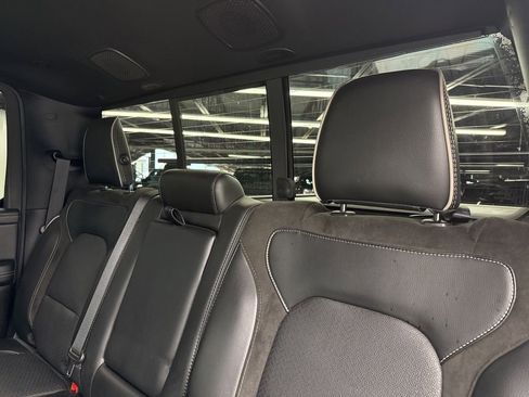 Used 2024 RAM 1500 Laramie AWD/4WD image 14