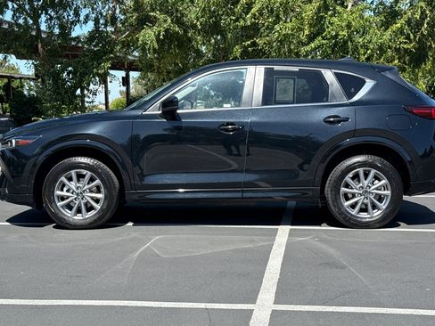 Used 2025 MAZDA CX-5 AWD 2.5 S w/ Preferred Package image 13