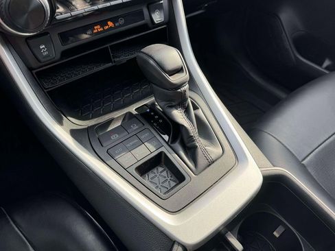 Used 2023 Toyota RAV4 LE image 28