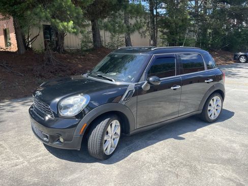 Used 2013 MINI Cooper Countryman S FWD image 1