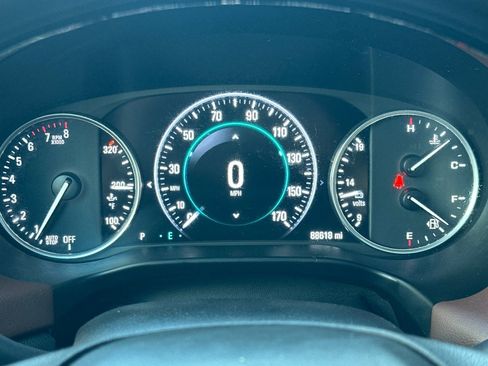 Used 2018 Buick Enclave Avenir w/ Avenir Technology Package image 37