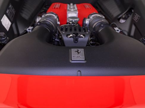 Used 2010 Ferrari 458 Italia Coupe RWD image 42