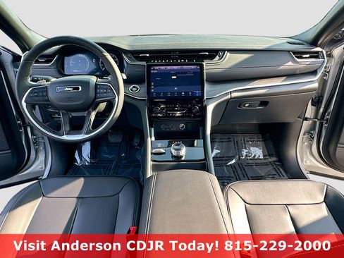 New 2025 Jeep Grand Cherokee L Limited w/ Black Appearance Package image 3