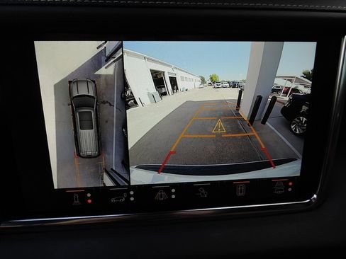 Certified 2024 GMC Yukon Denali Ultimate AWD/4WD image 33