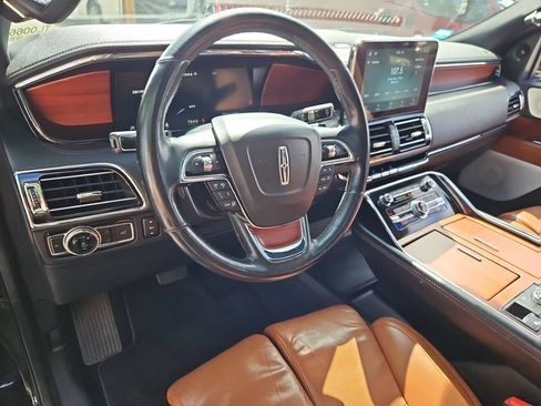 Used 2021 Lincoln Navigator L Reserve AWD/4WD image 13