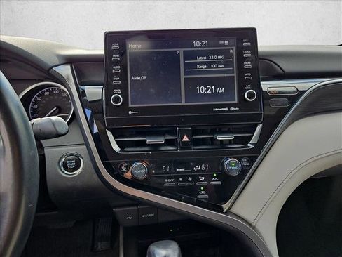 Used 2024 Toyota Camry XLE FWD image 15