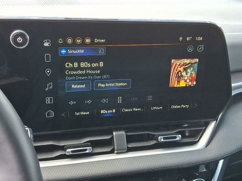 Used 2025 Chevrolet Equinox LT AWD/4WD image 16