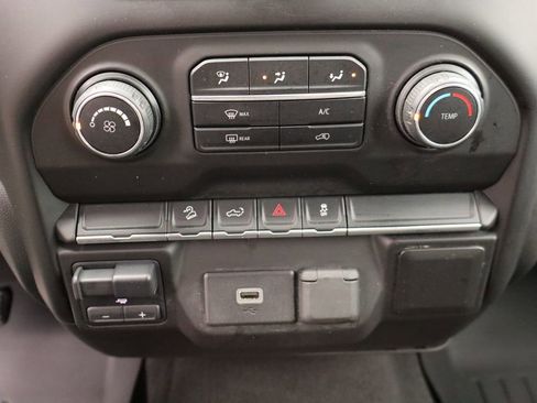 Used 2020 Chevrolet Silverado 1500 Custom Trail Boss w/ Custom Convenience Package image 21