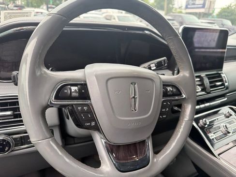 Used 2019 Lincoln Navigator L Reserve w/ Cargo Package AWD/4WD image 11