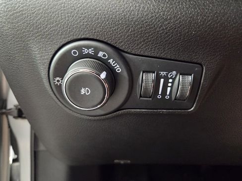 Certified 2025 Jeep Compass Limited AWD/4WD image 21