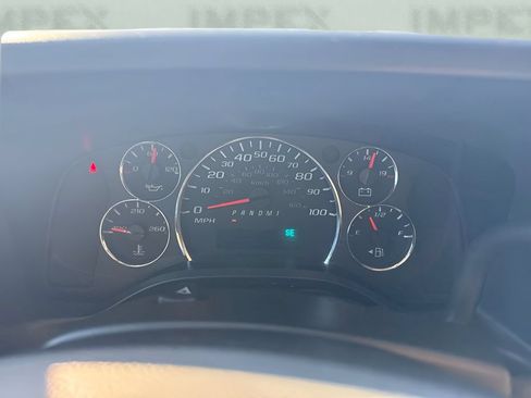 Used 2025 Chevrolet Express 3500 LT w/ LT Preferred Equipment Group RWD image 19
