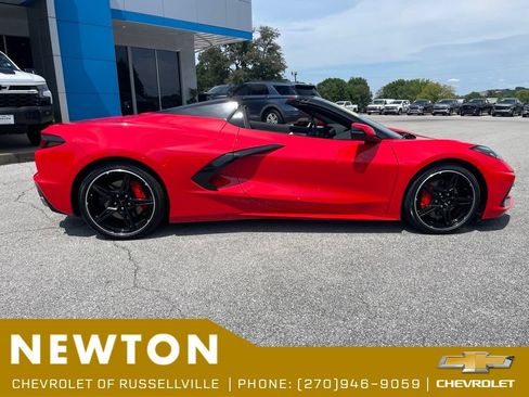 Used 2022 Chevrolet Corvette Stingray Preferred Conv w/ Battery Protection Package RWD image 37