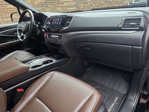 Used 2025 Honda Ridgeline RTL image 17