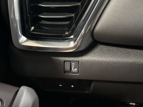Used 2025 GMC Canyon Elevation w/ Convenience Package RWD image 19