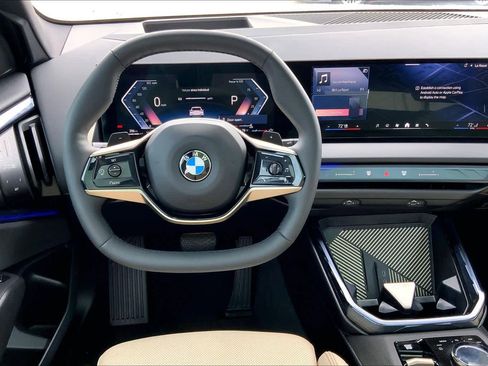 Used 2025 BMW X3 xDrive30i w/ Premium Package image 5