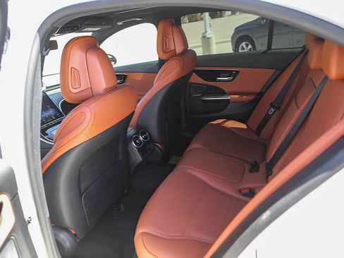 Used 2023 Mercedes-Benz C 300 Sedan image 18