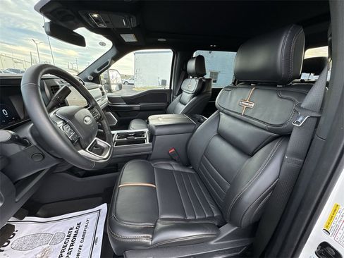 Used 2024 Ford F350 Platinum image 11