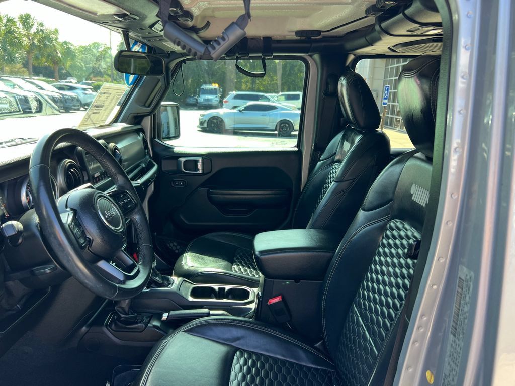 Used 2018 Jeep Wrangler Unlimited Sport S AWD/4WD image 8