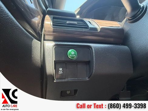Used 2017 Honda Accord EX-L image 25
