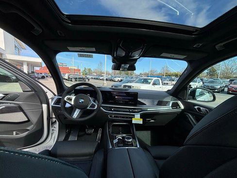 New 2026 BMW X5 xDrive40i w/ M Sport Package image 16