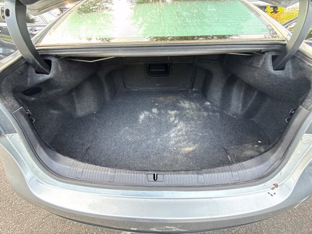 Used 2017 Toyota Avalon XLE w/ Carpet Mat Package FWD image 8