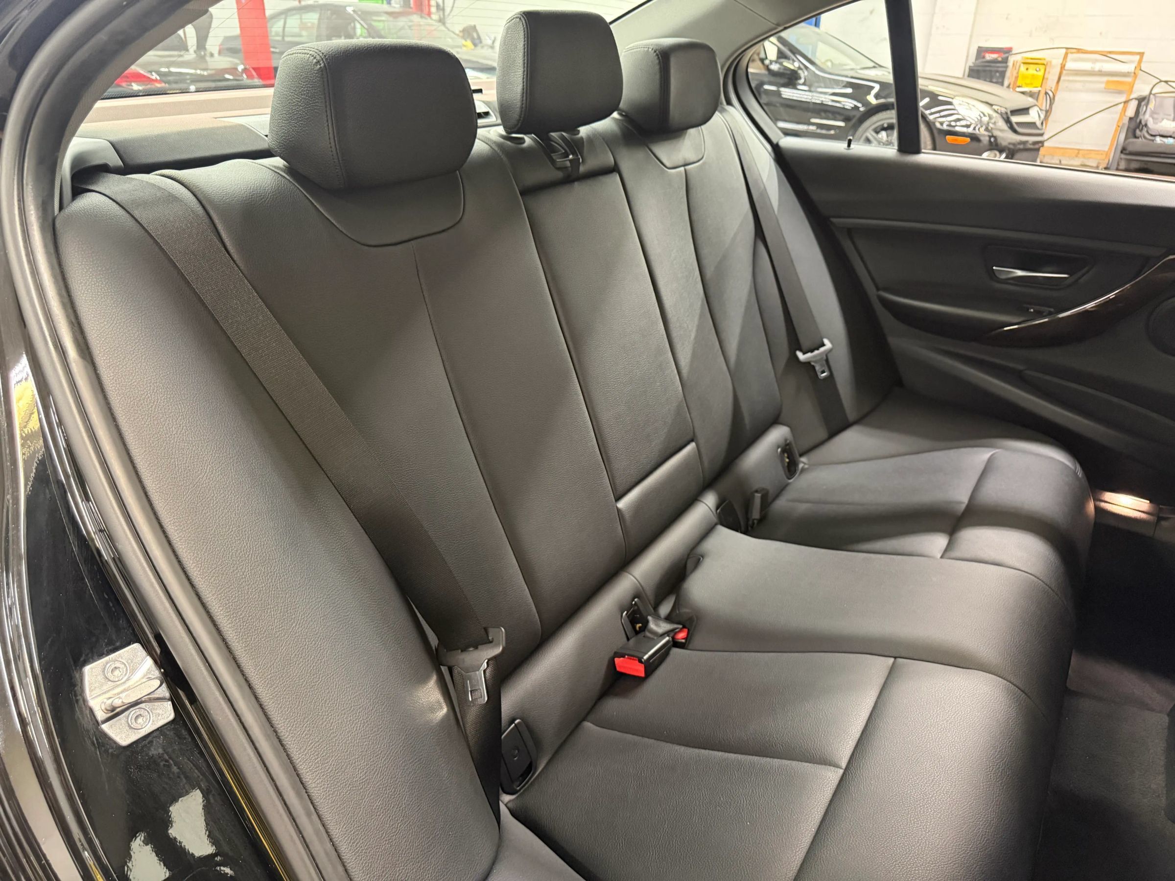Used 2015 BMW 328i Sedan RWD image 22