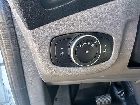 Used 2021 Ford Transit Connect XL image 22