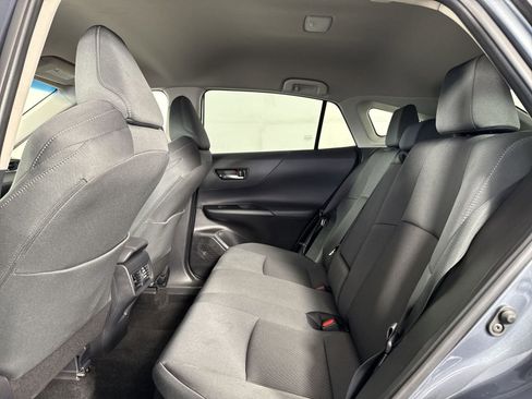 Used 2024 Toyota Venza LE image 21