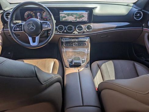Used 2019 Mercedes-Benz E 300 image 15
