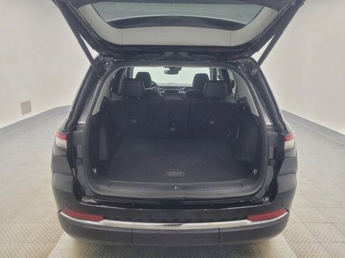 Used 2022 Jeep Grand Cherokee Limited 4xe image 29