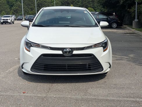 Certified 2026 Toyota Corolla LE FWD image 8