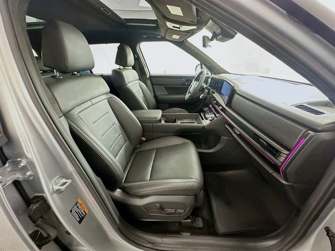 Certified 2025 Hyundai Santa Fe Calligraphy FWD image 28