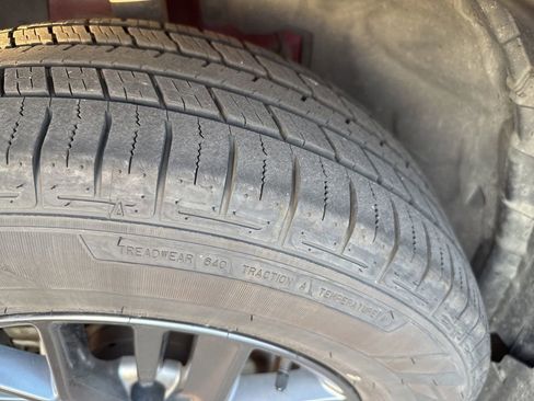 Used 2023 Nissan Rogue S image 8