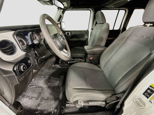 Used 2024 Jeep Wrangler Unlimited Sahara AWD/4WD image 20