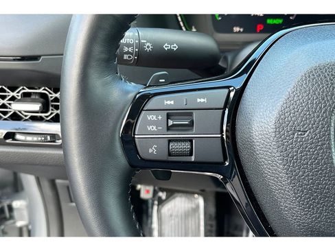 Certified 2025 Honda Accord Touring image 34