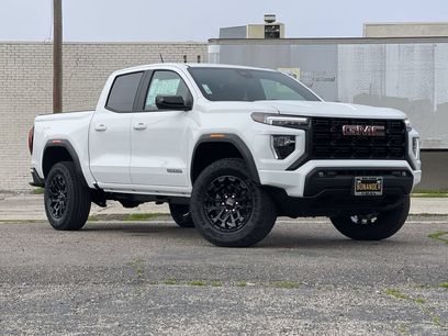 New 2026 GMC Canyon Elevation w/ Convenience Package