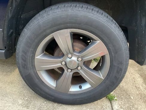 Used 2015 Jeep Patriot High Altitude FWD image 5