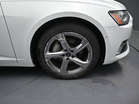 Used 2024 Audi A6 Premium Plus image 16