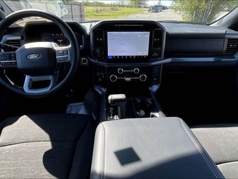 Used 2025 Ford F150 XLT w/ Equipment Group 302A MID image 5