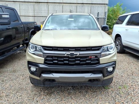 Used 2022 Chevrolet Colorado Z71 AWD/4WD image 2