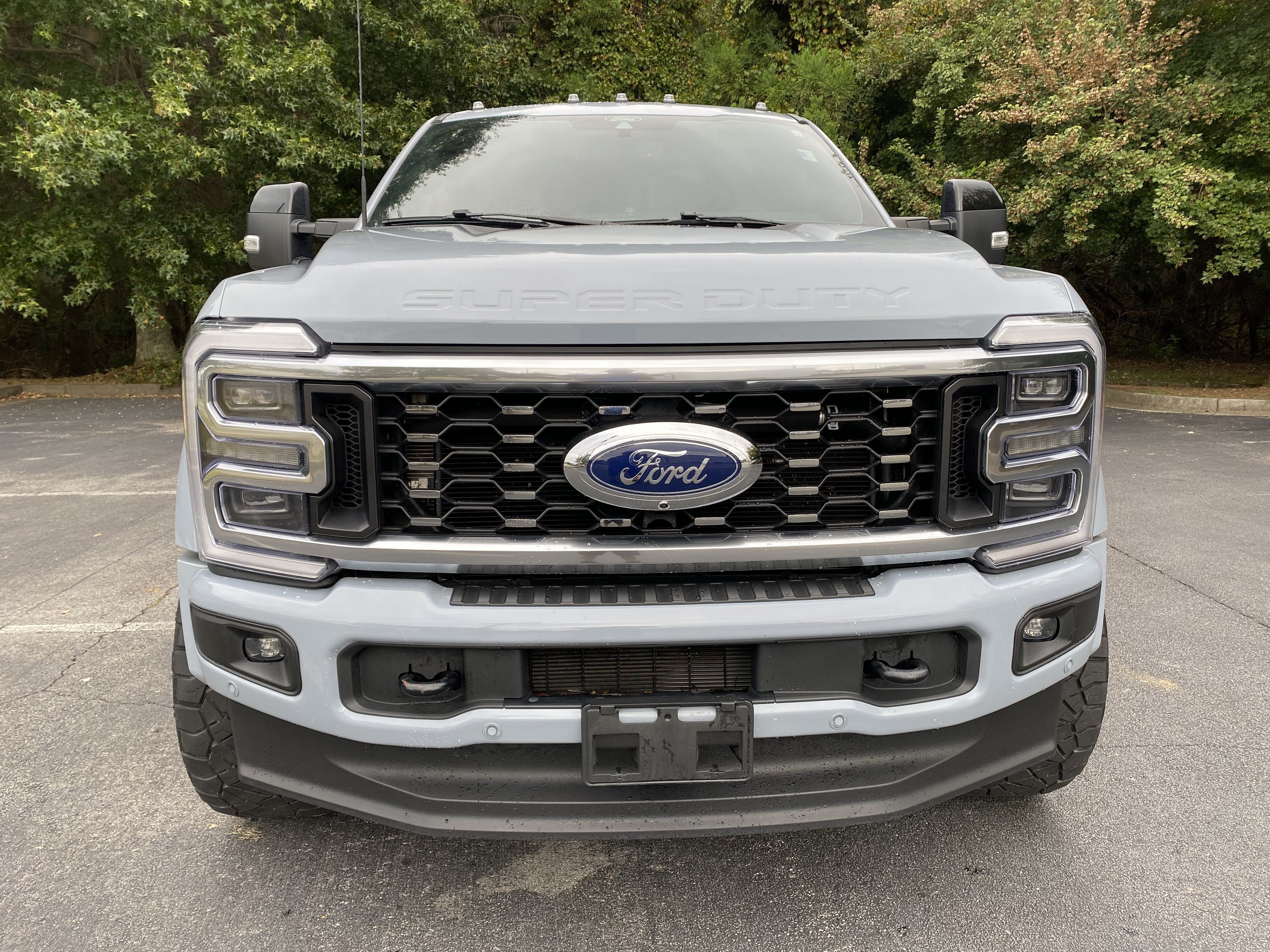 Used 2025 Ford F450 Platinum w/ FX4 Off-Road Package AWD/4WD image 3