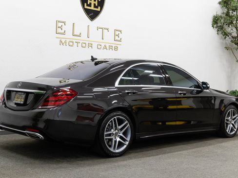 Used 2018 Mercedes-Benz S 560 Sedan image 11