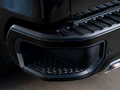 Used 2023 GMC Sierra 1500 Denali w/ Denali Reserve Package image 23