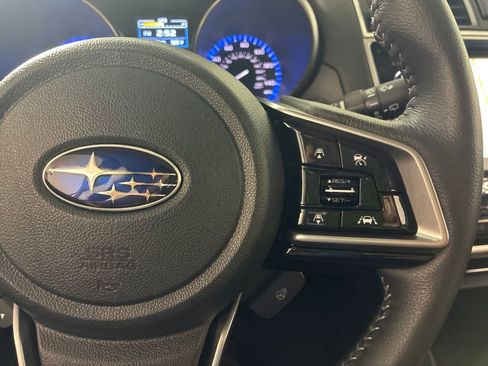 Used 2019 Subaru Outback 2.5i Touring AWD/4WD image 19